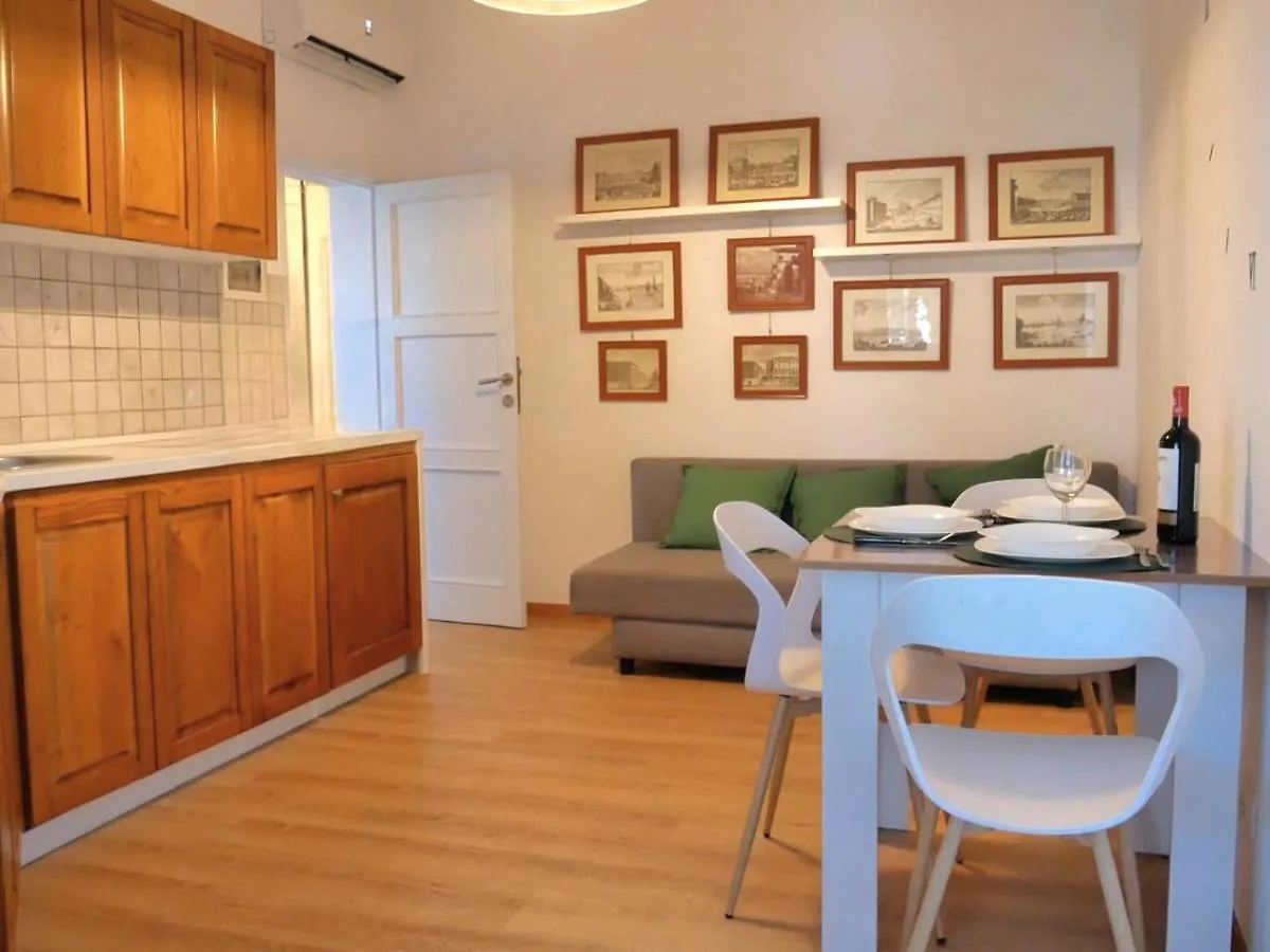 You Redi Florence Apartment
